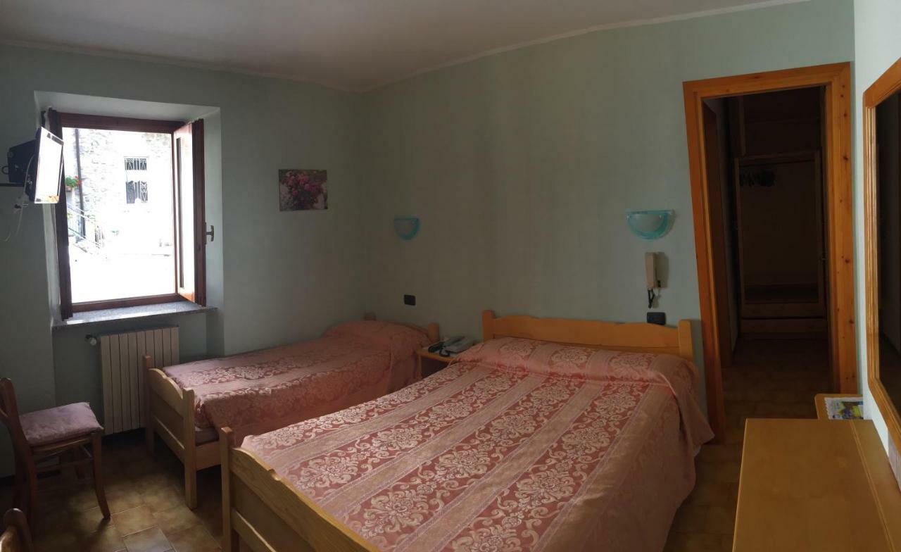 Albergo Ristorante Sole Mezzoldo المظهر الخارجي الصورة